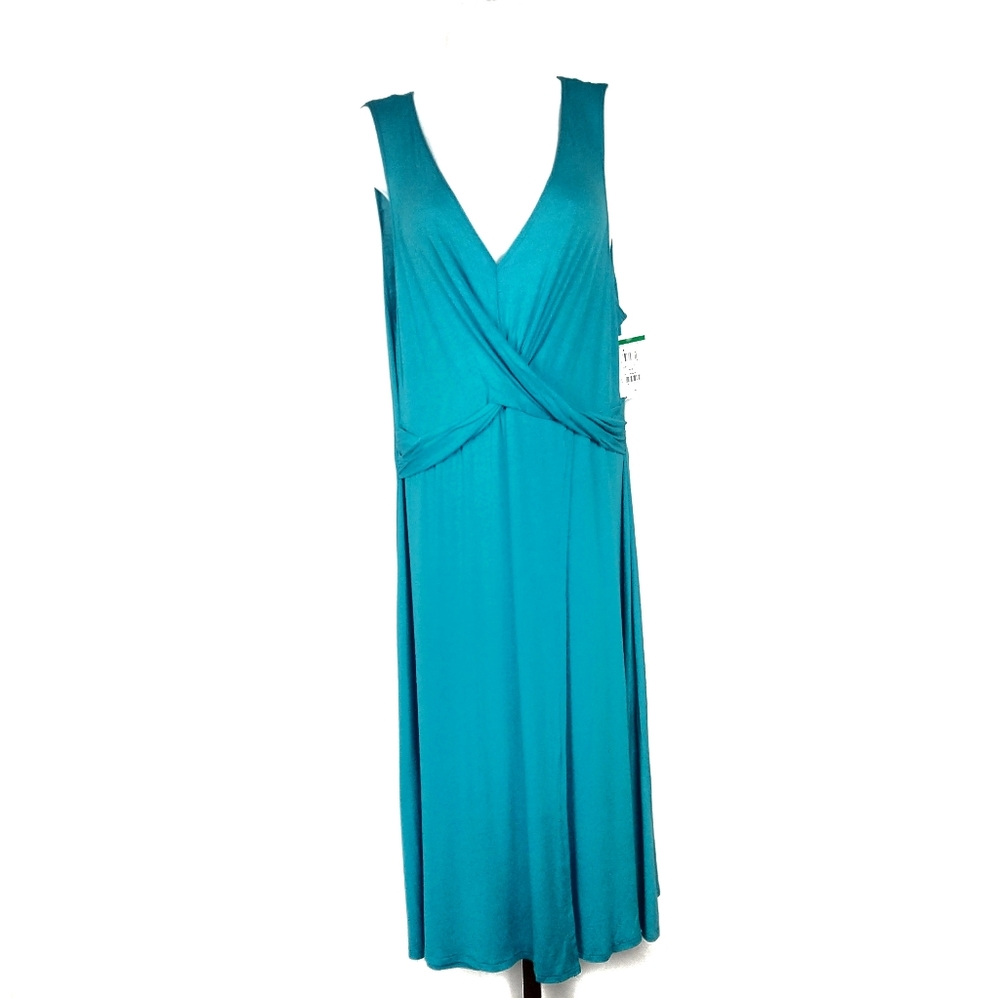 The Vanity Room medium aqua midi dress